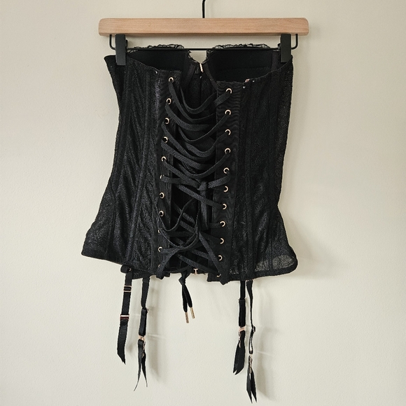 Savage X Fenty Black Lace Corset Size Small - Picture 6 of 9